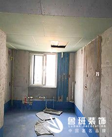 中海悦墅四居室中式风格正在施工