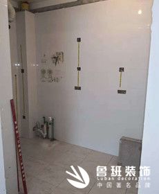 龙湖香醍国际社区四居室欧式风格正在施工